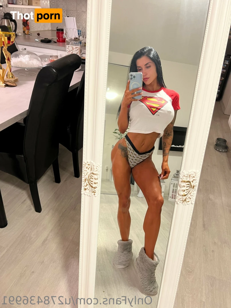 Michaela Besniková 14183850