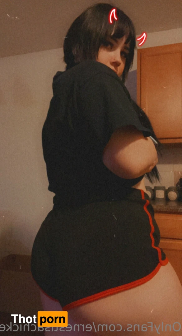 Ernest C 🖤✨ 14260202