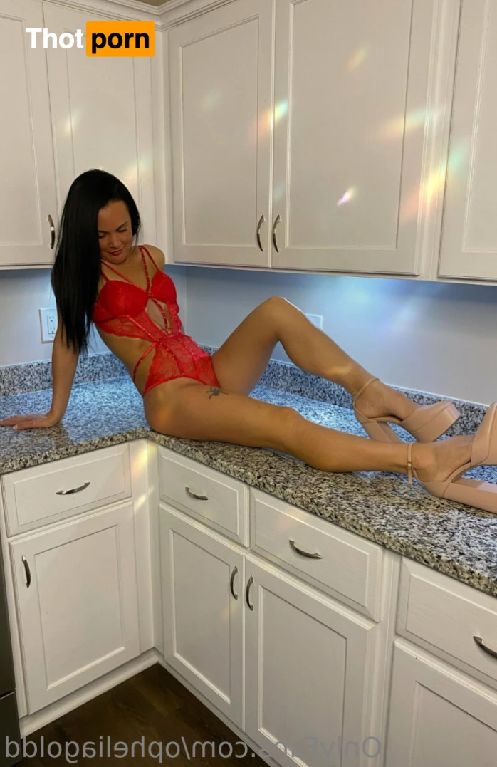 opheliagoldd 14277885