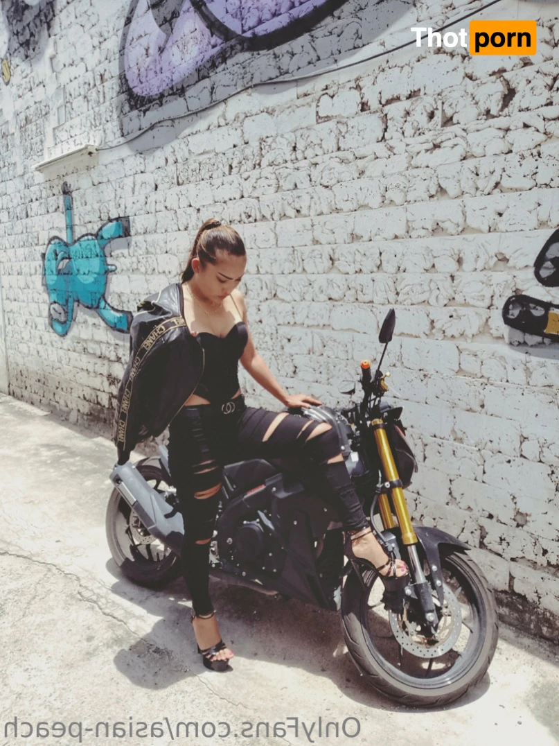 asian-peach 14347990