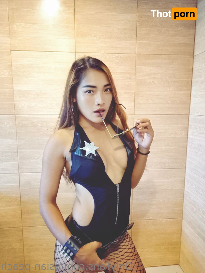 asian-peach 14350891