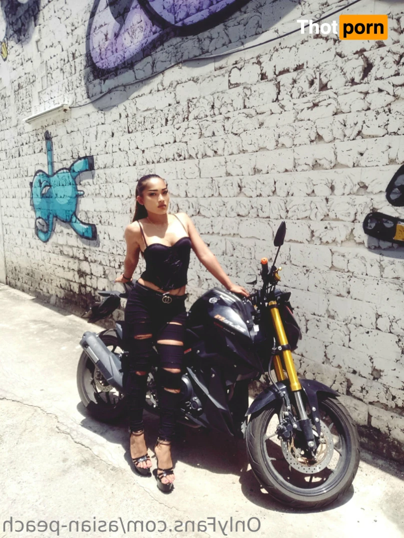 asian-peach 14357259