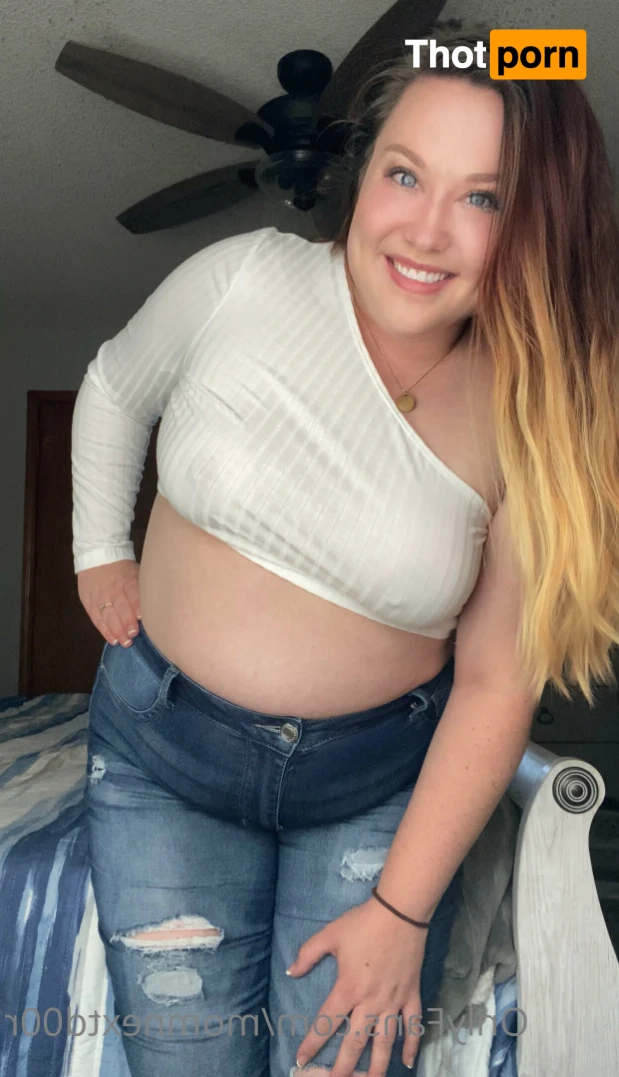 Mom Next Door 💋💕 Let’s Sext 14553252