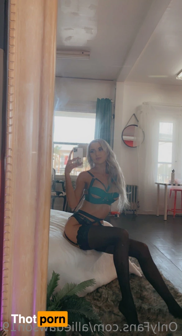 ❤️ 𝓦𝓲𝓯𝓮𝔂 ❤️ 14568118