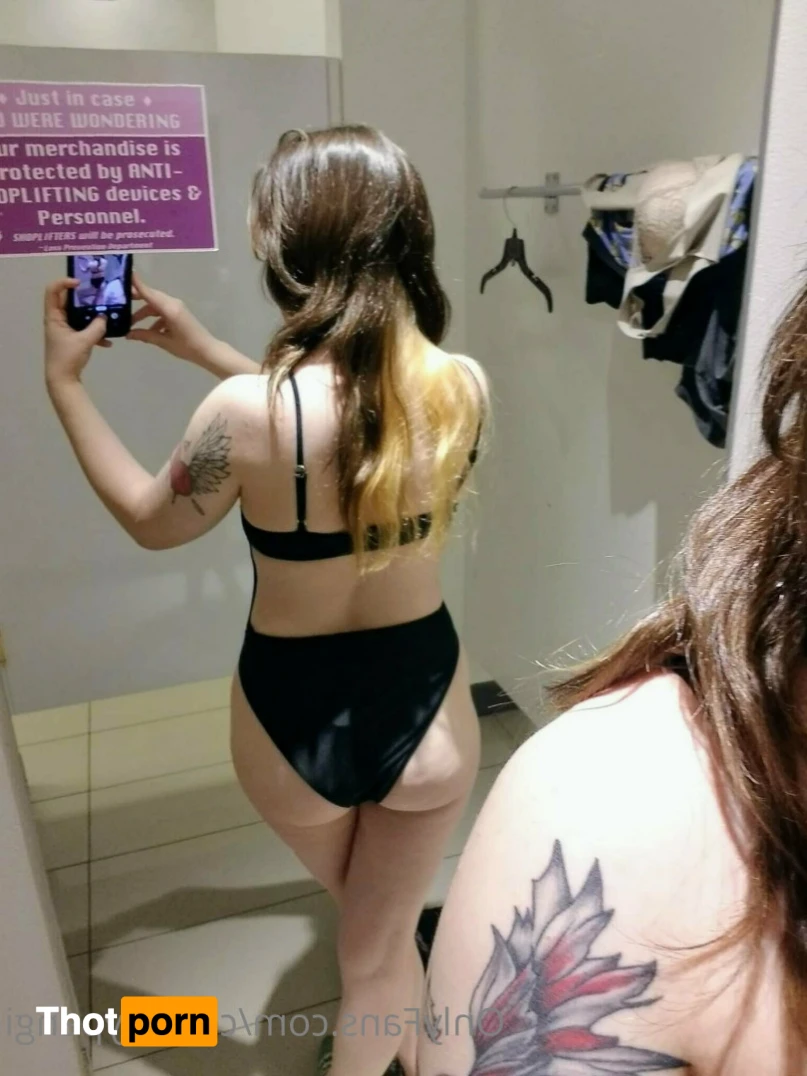 cosplaypengi 14575972