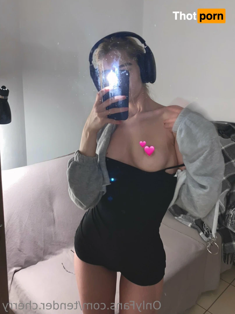 🌸🍒 𝐃𝐚𝐧𝐚 🍒🌸 14674855