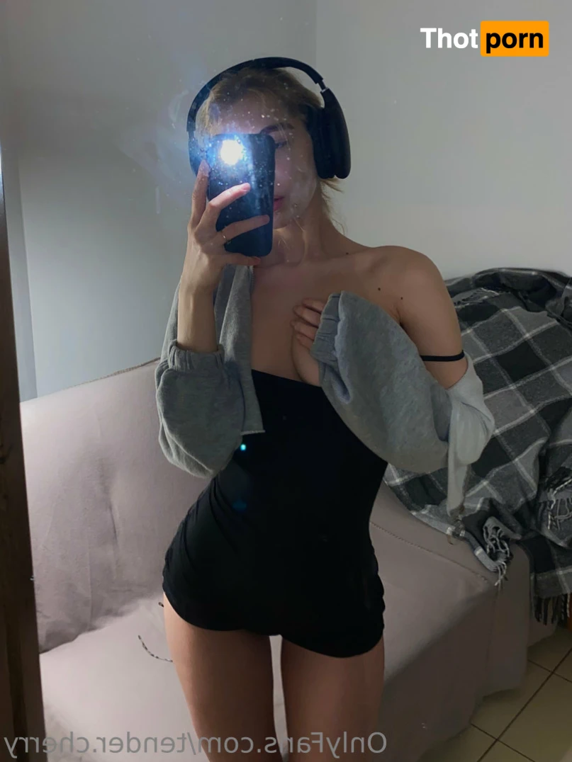 🌸🍒 𝐃𝐚𝐧𝐚 🍒🌸 14681549