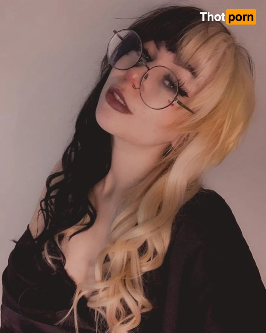 Egirls Magazine 14730687