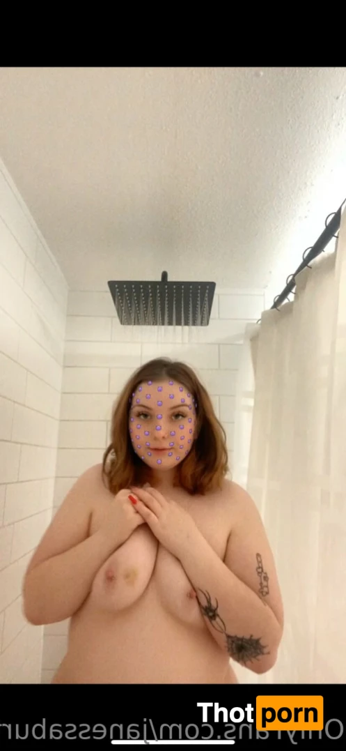 Janessa Burton 16096953