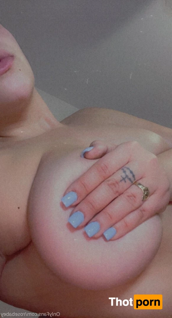 🌹 R O S E 1038764