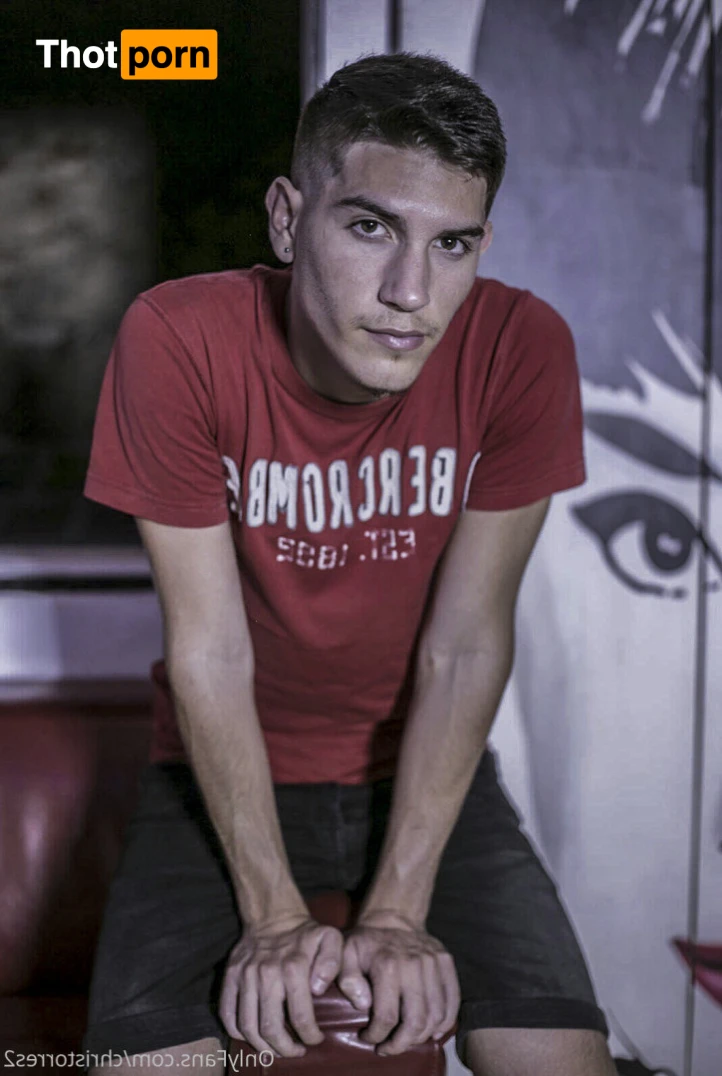 Chris Torres 15046010