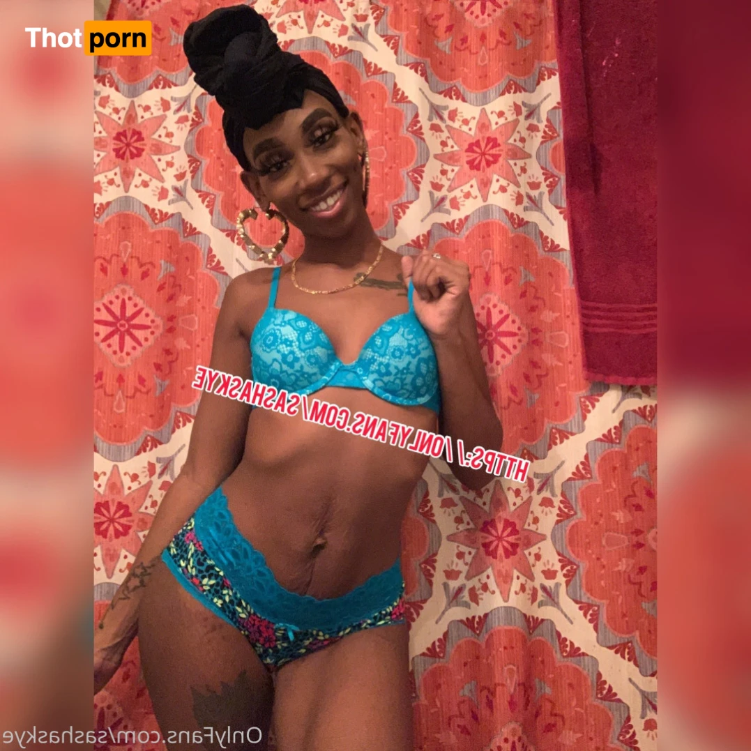 chrissyfoxx 15069998