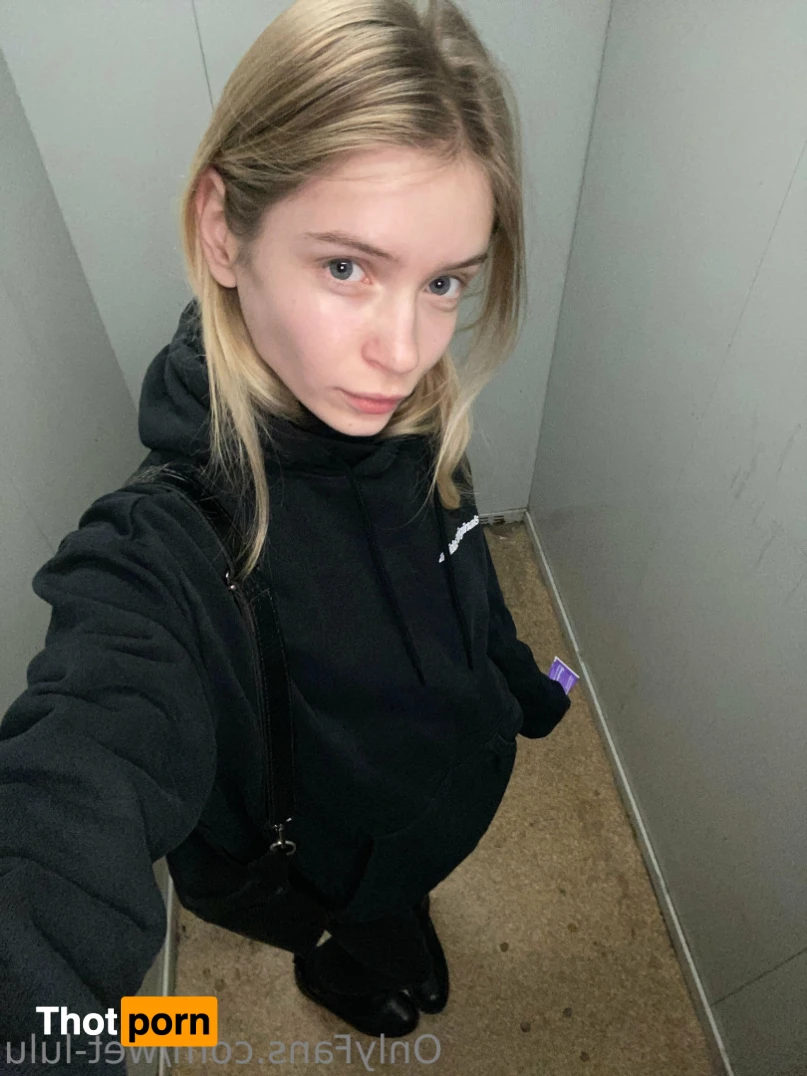 Wet Lulu 💗 15350994