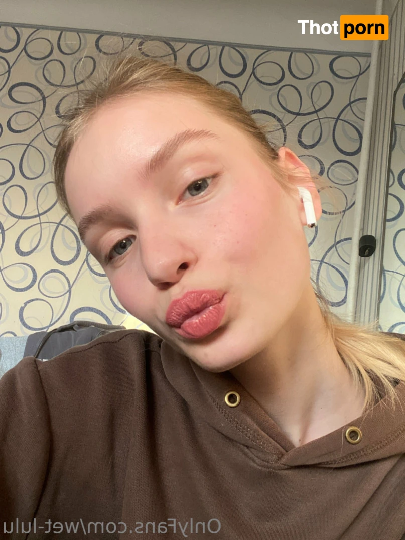 Wet Lulu 💗 15351155