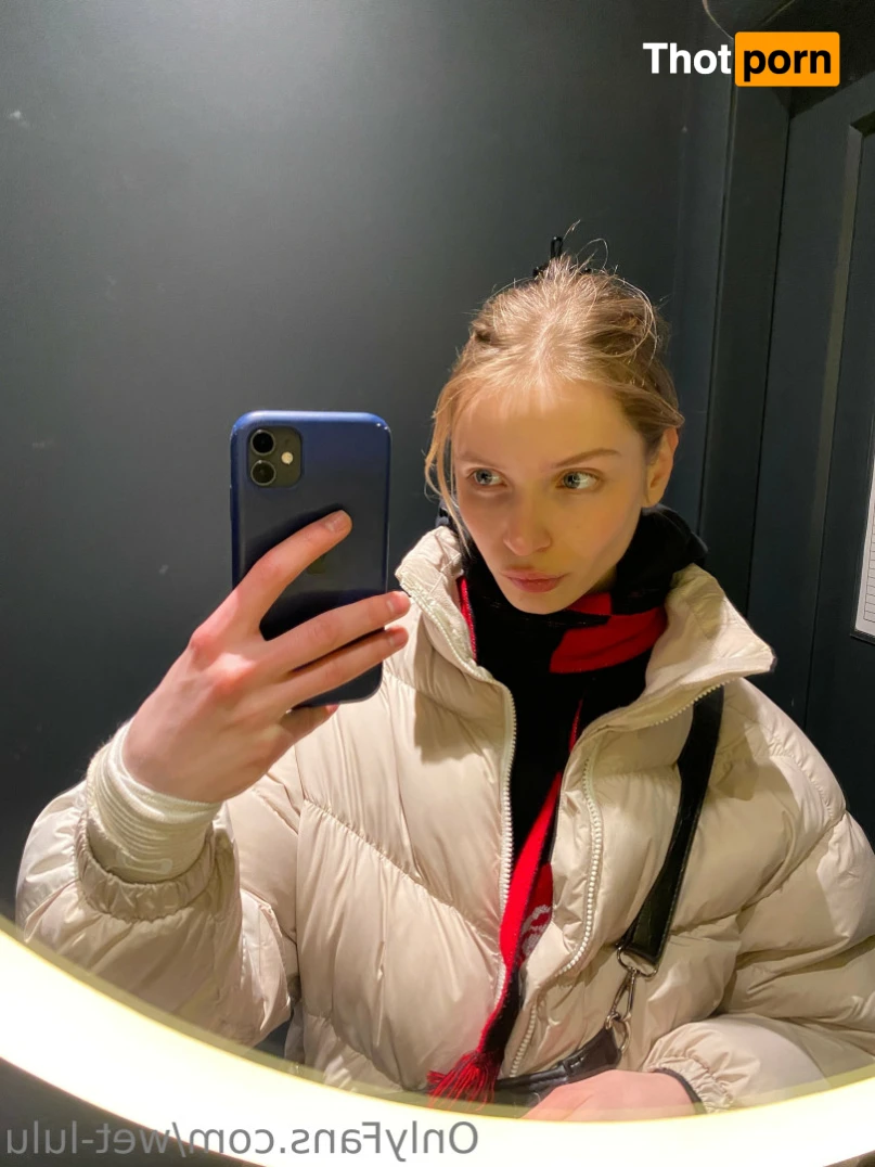 Wet Lulu 💗 15351797