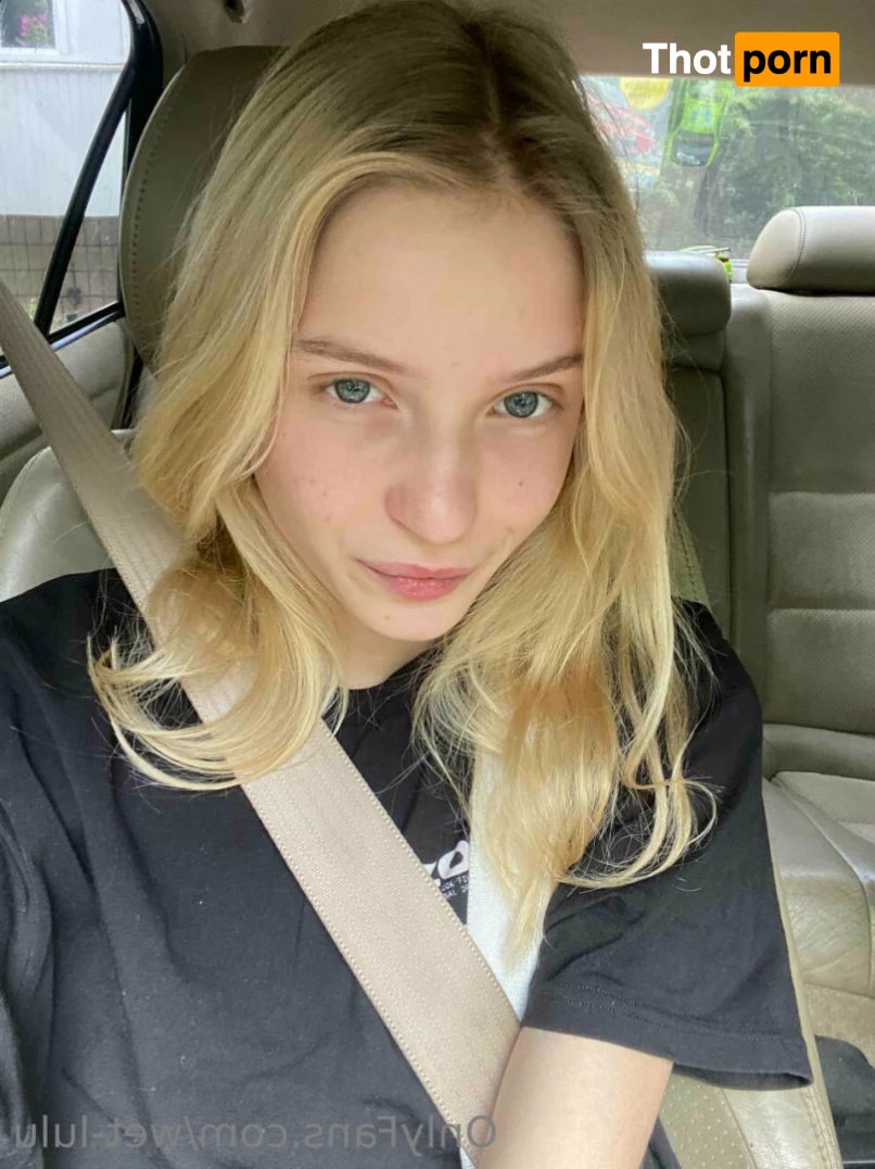 Wet Lulu 💗 15352143