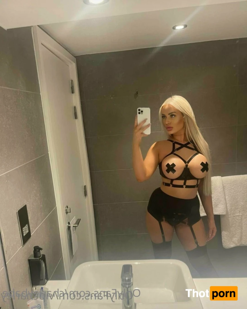 Lauren 👅 15836697