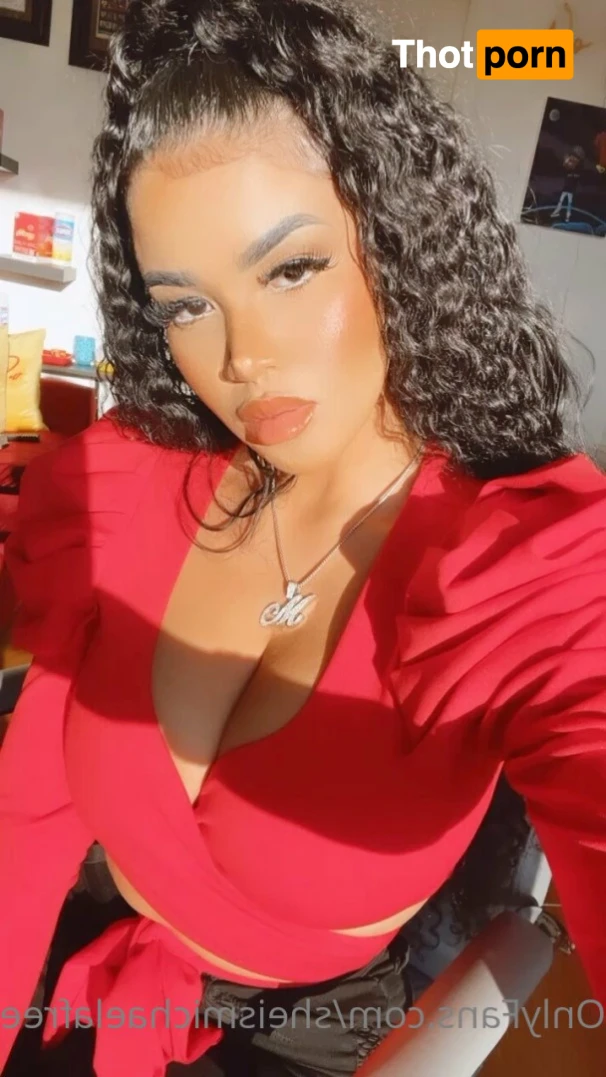 sheismichaelafree 15943870