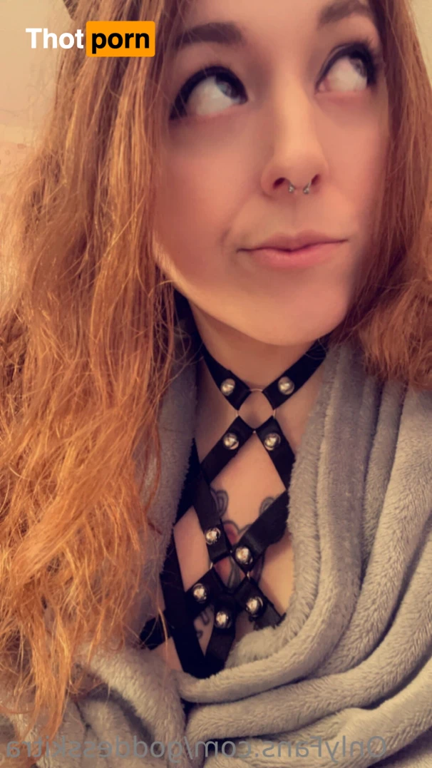 GoddessKitra 16015199