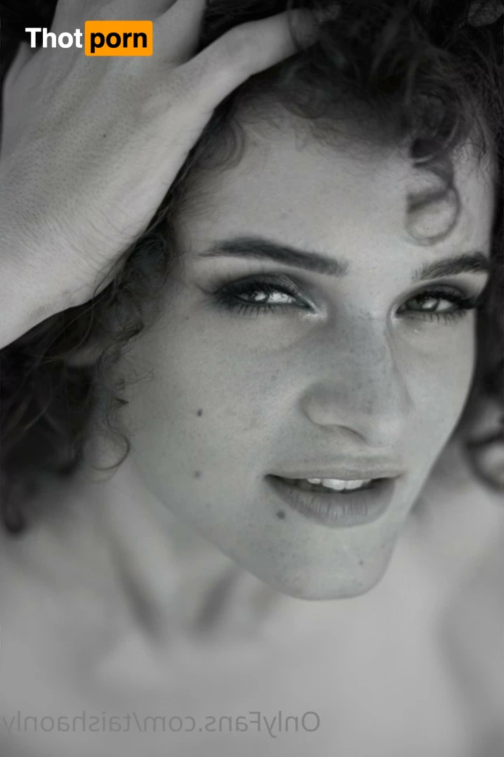 TaishaCurly 16042503