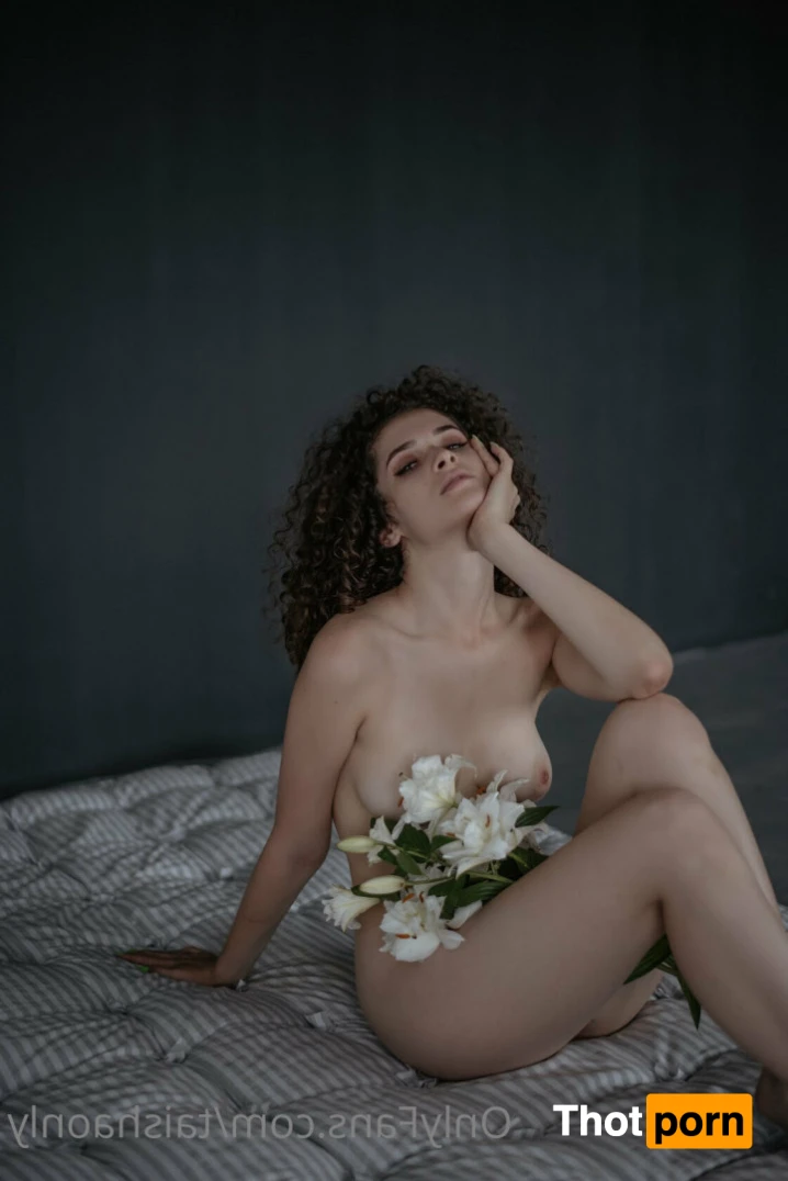 TaishaCurly 16042670