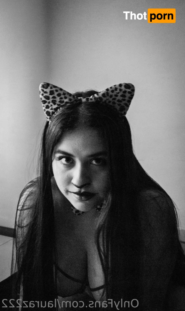 LAURA ♥️ 18Years💍💎 16132595