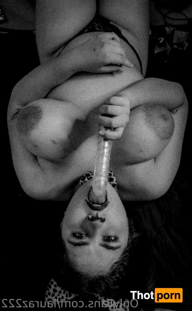 LAURA ♥️ 18Years💍💎 16133110