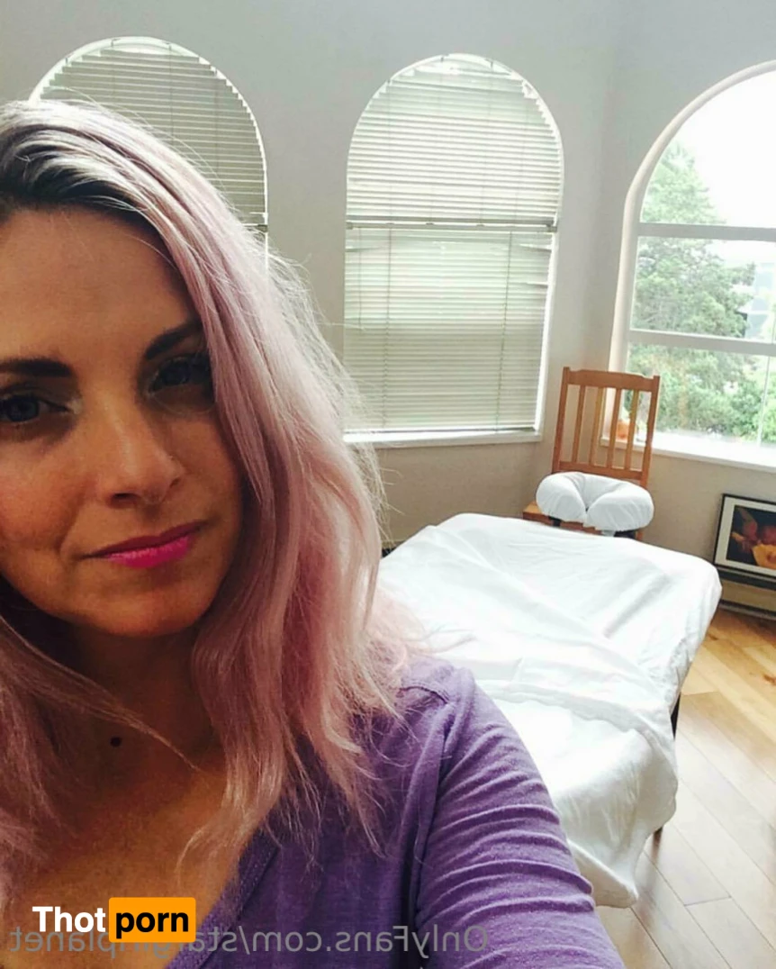 Venus Goddess of Love 16179027