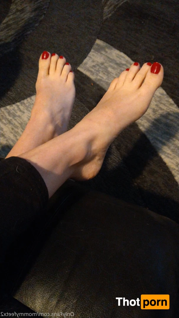 Mommy Feet x2 16337591