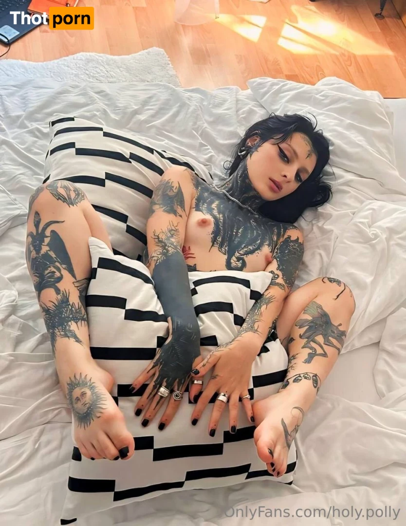 holy.polly 16570643