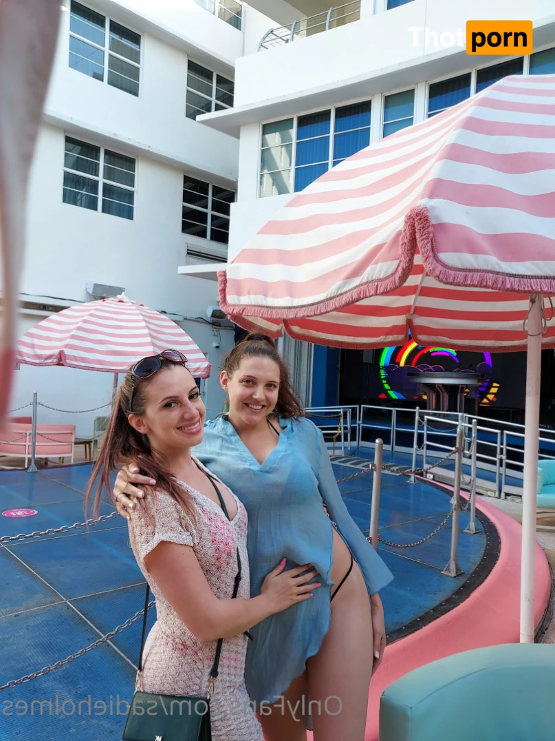 Sadie Holmes 9772874