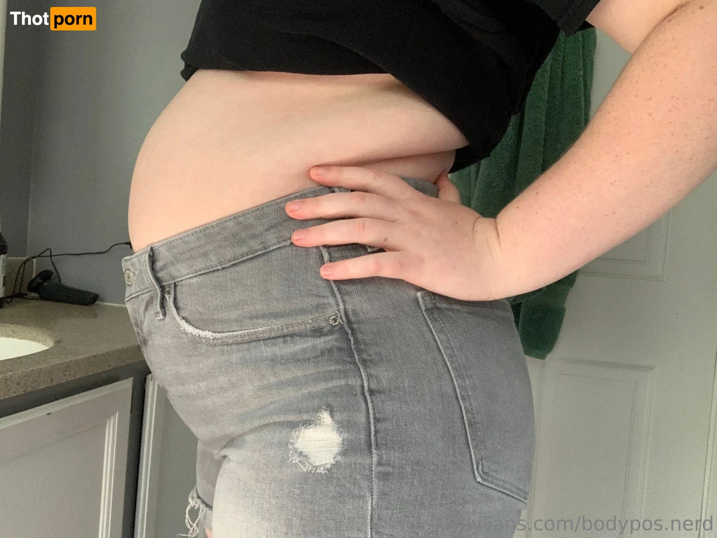 bodypos.nerd 16572036