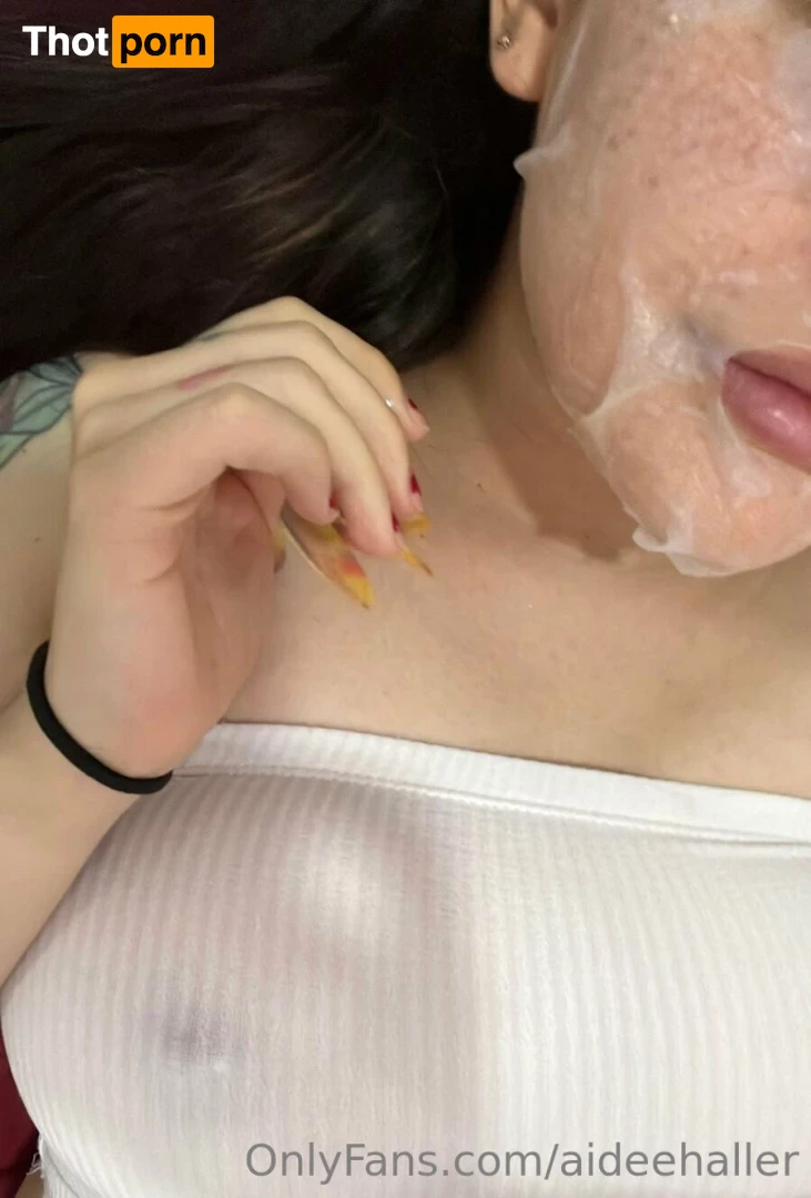 aideehaller 16572749