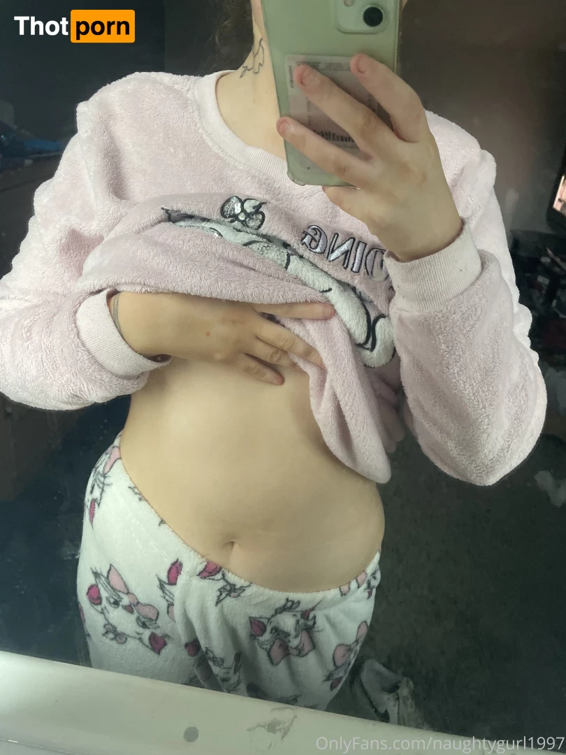 naughtygurl1997 16573949