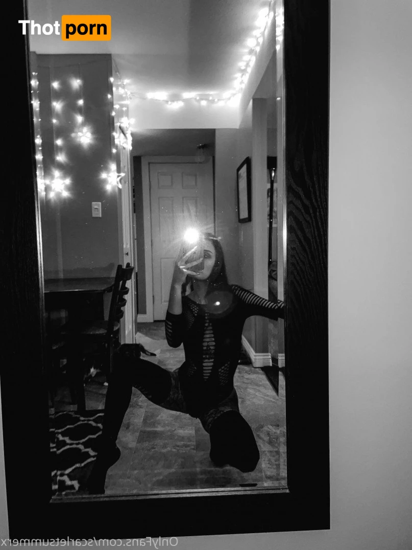 Scarlet Summer - FREE 1067040