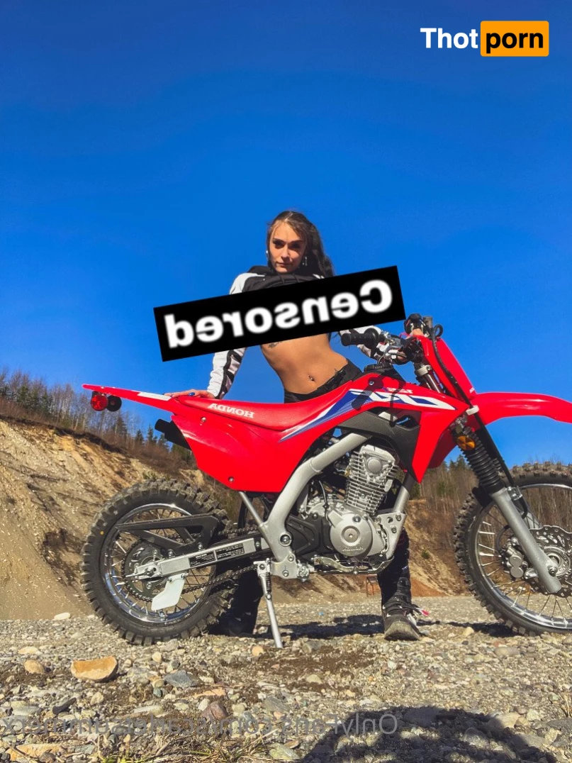 Scarlet Summer - FREE 4163286