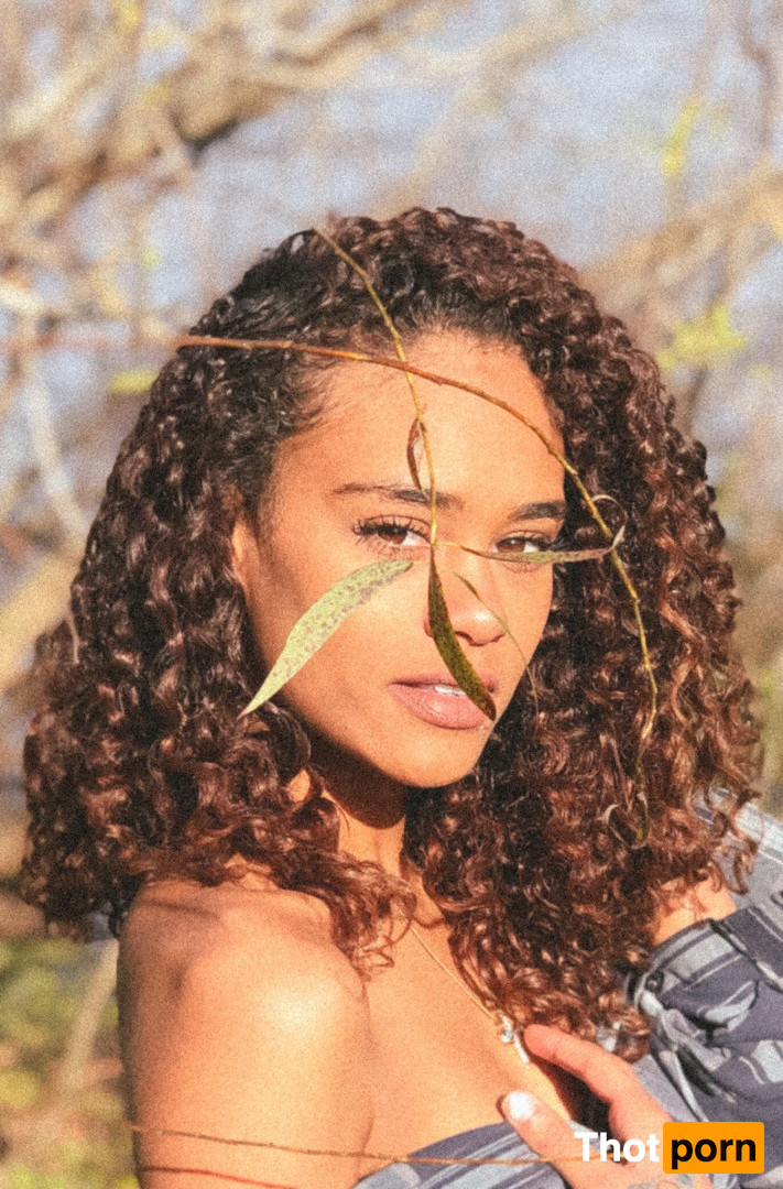 scarlit scandal 16562946