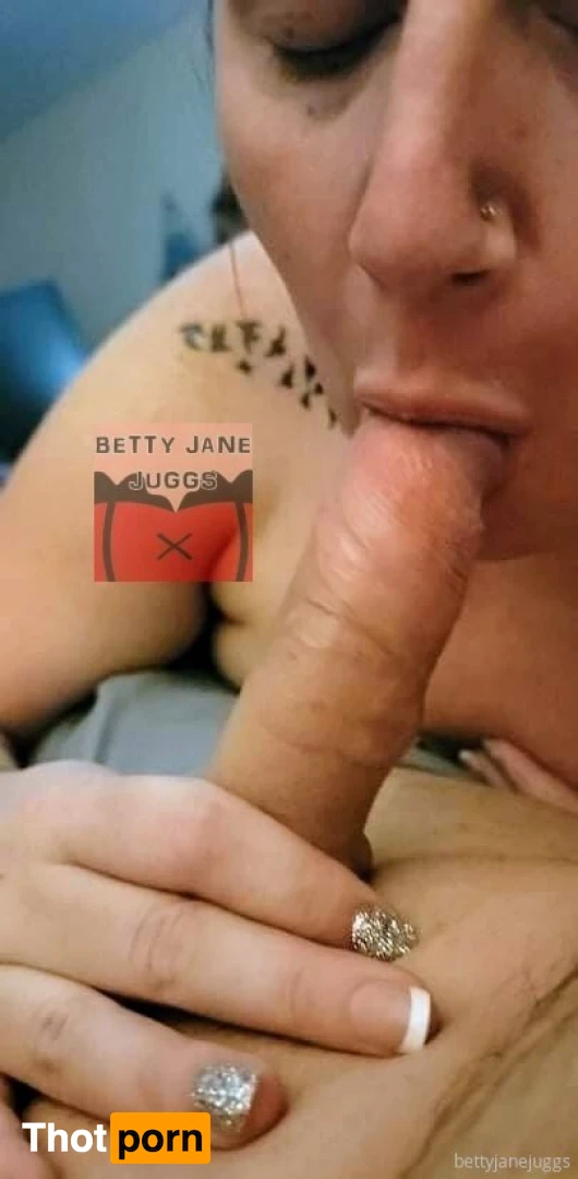 bettyjanejuggs 16574950