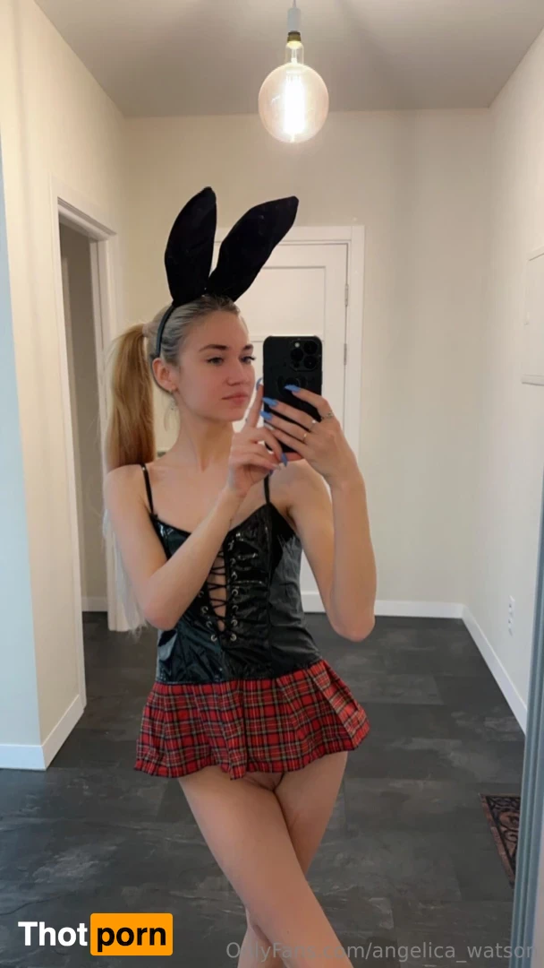 angelica_watson 16576601