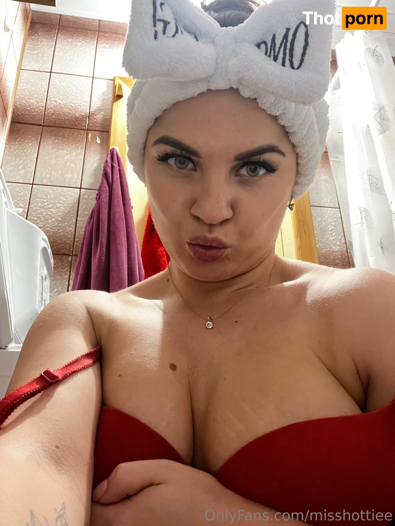 misshottiee 16576727