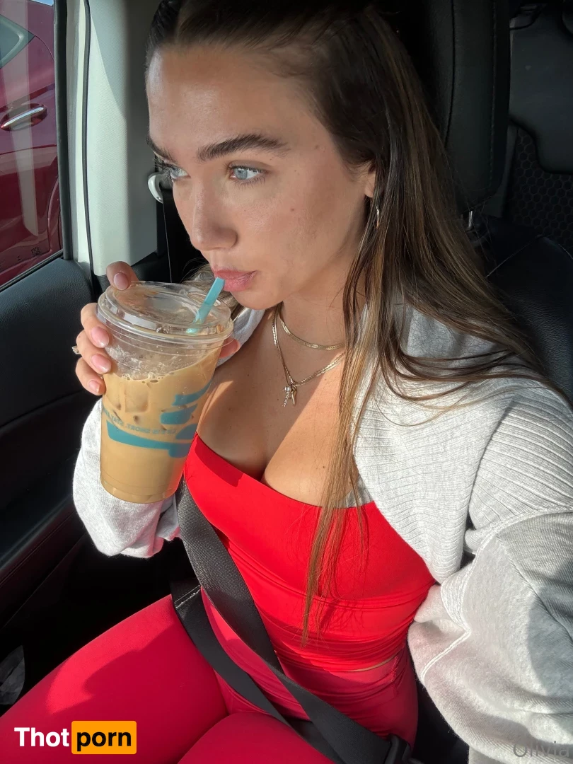 oliviajoann 16576425