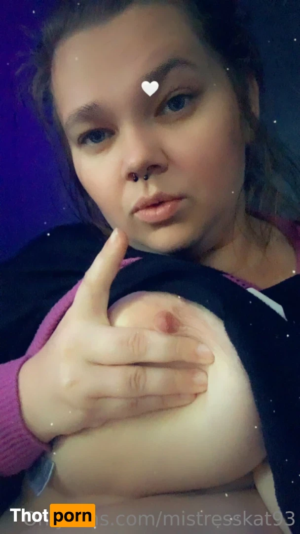 mistresskat93 16577161