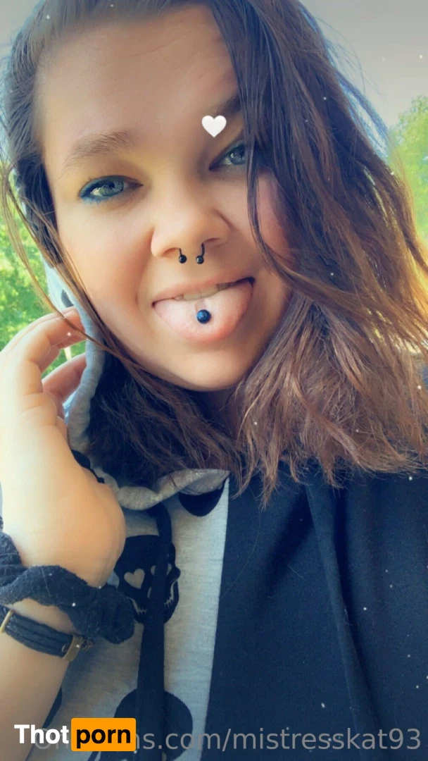 mistresskat93 16577166