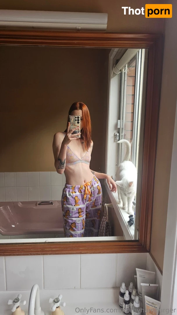 h0rnyhamburger 16579367