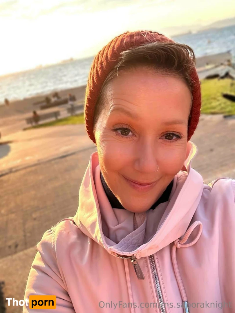 naughtyhousewifesapora 16579438