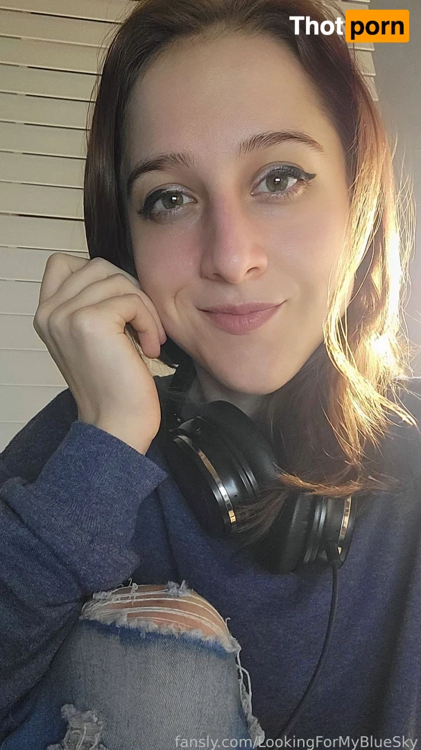 284974129893875712 16579767