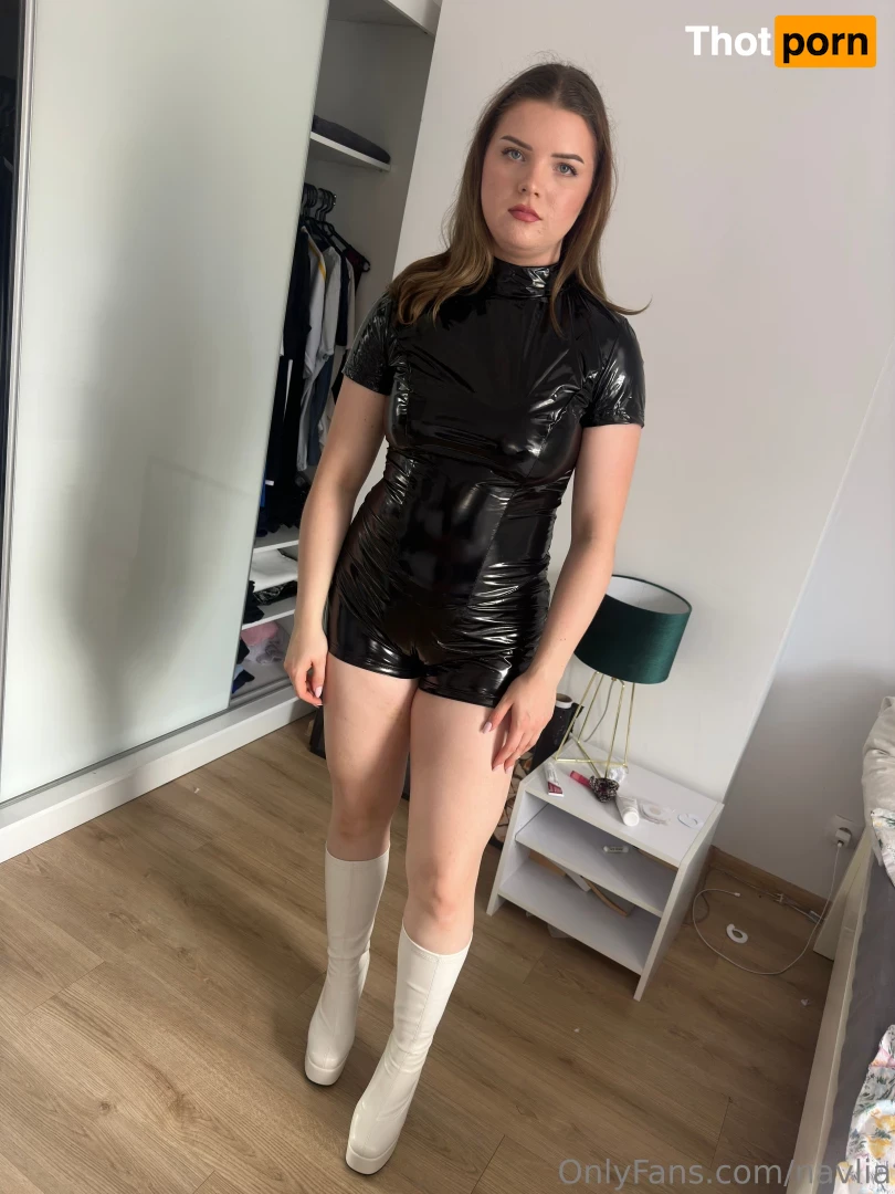 Kinky Navlia 16580056