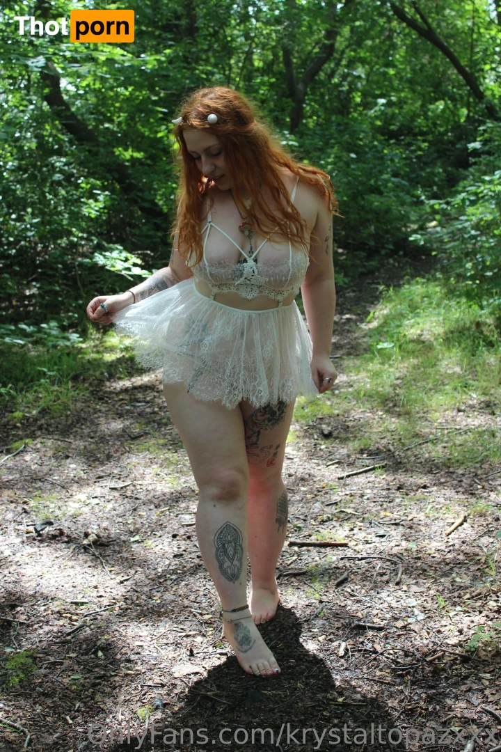 krystaltopazxxx 16582703