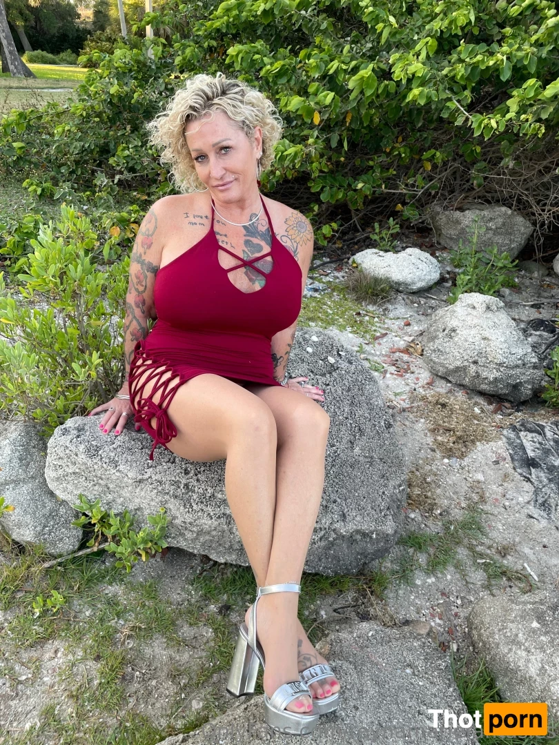 reynamariefantasies 16583794