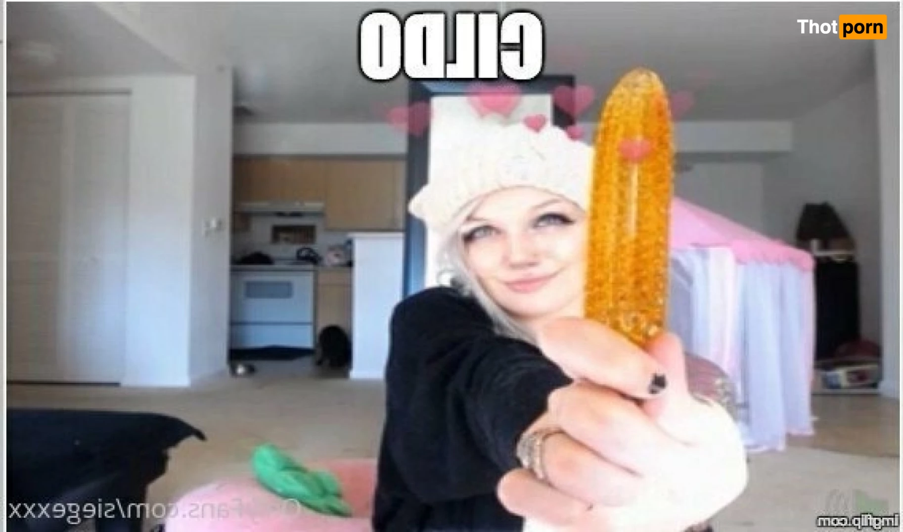 🌸Tattooed Waifu🌸 6370512